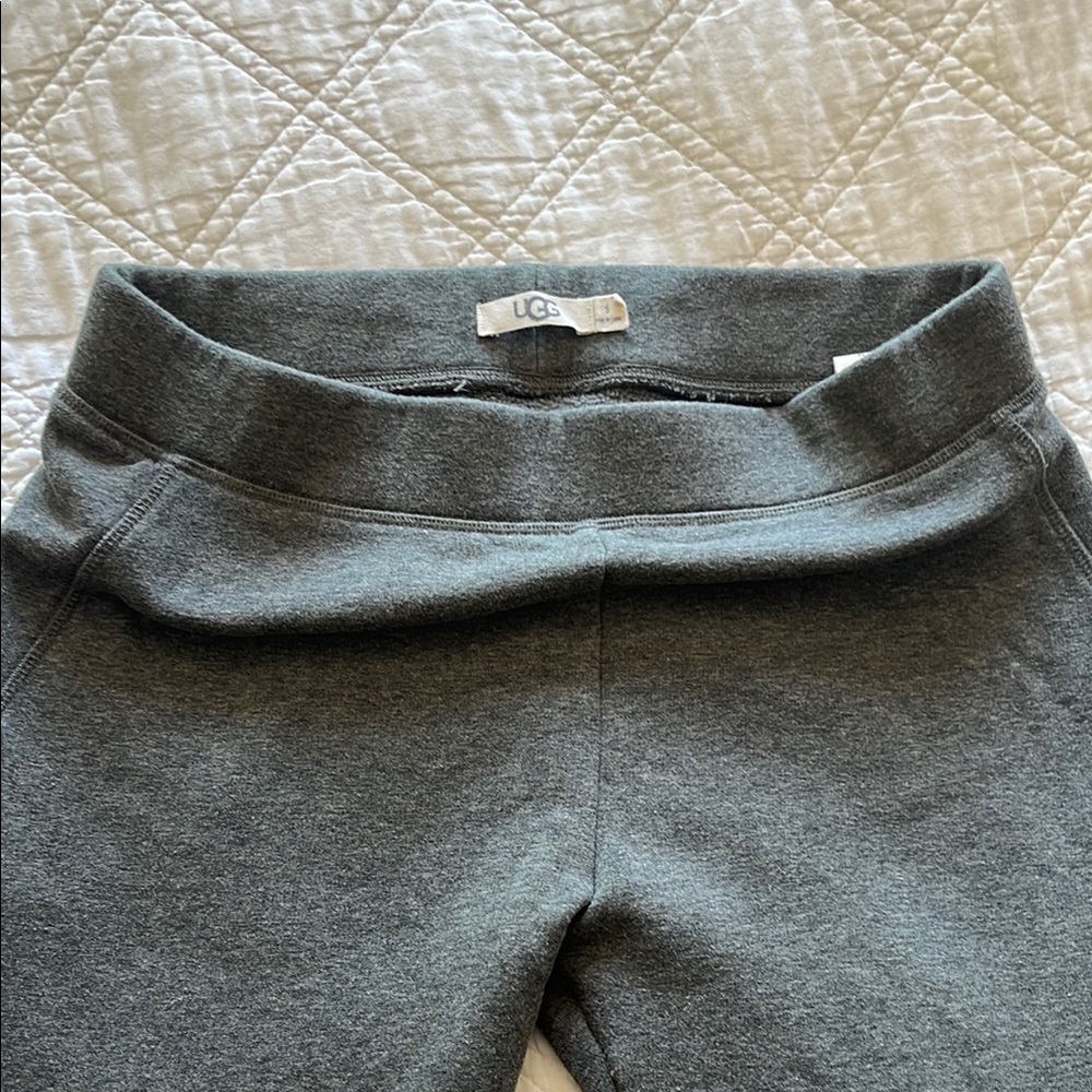UGG Gray Leggings Comfortable Stylish Bottoms